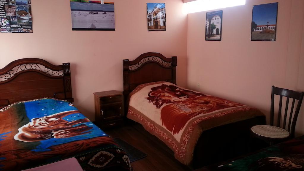 Hostal Villa Imperial Yunguyo ห้อง รูปภาพ