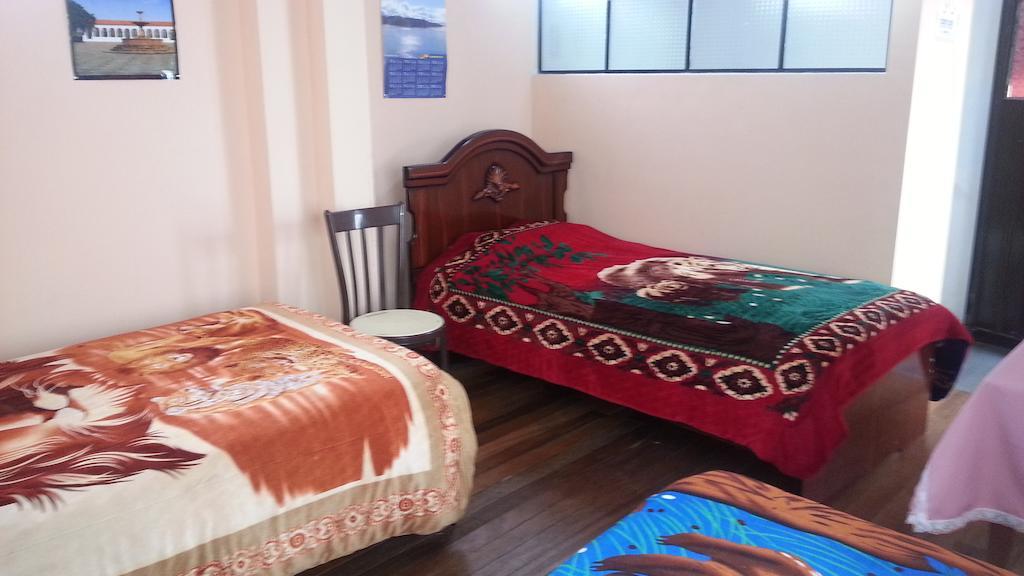 Hostal Villa Imperial Yunguyo ห้อง รูปภาพ
